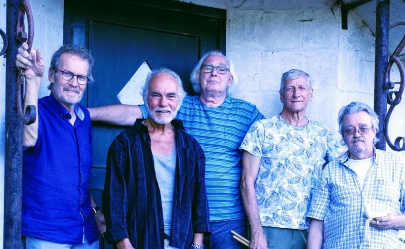 afbeelding: (1) MIDNIGHT 5, beginnende bluesband uit regio Raalte 