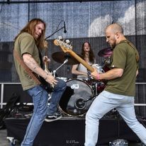 afbeelding: ROVAR (DE) pittige supportact bij THE BREW (UK) ! 